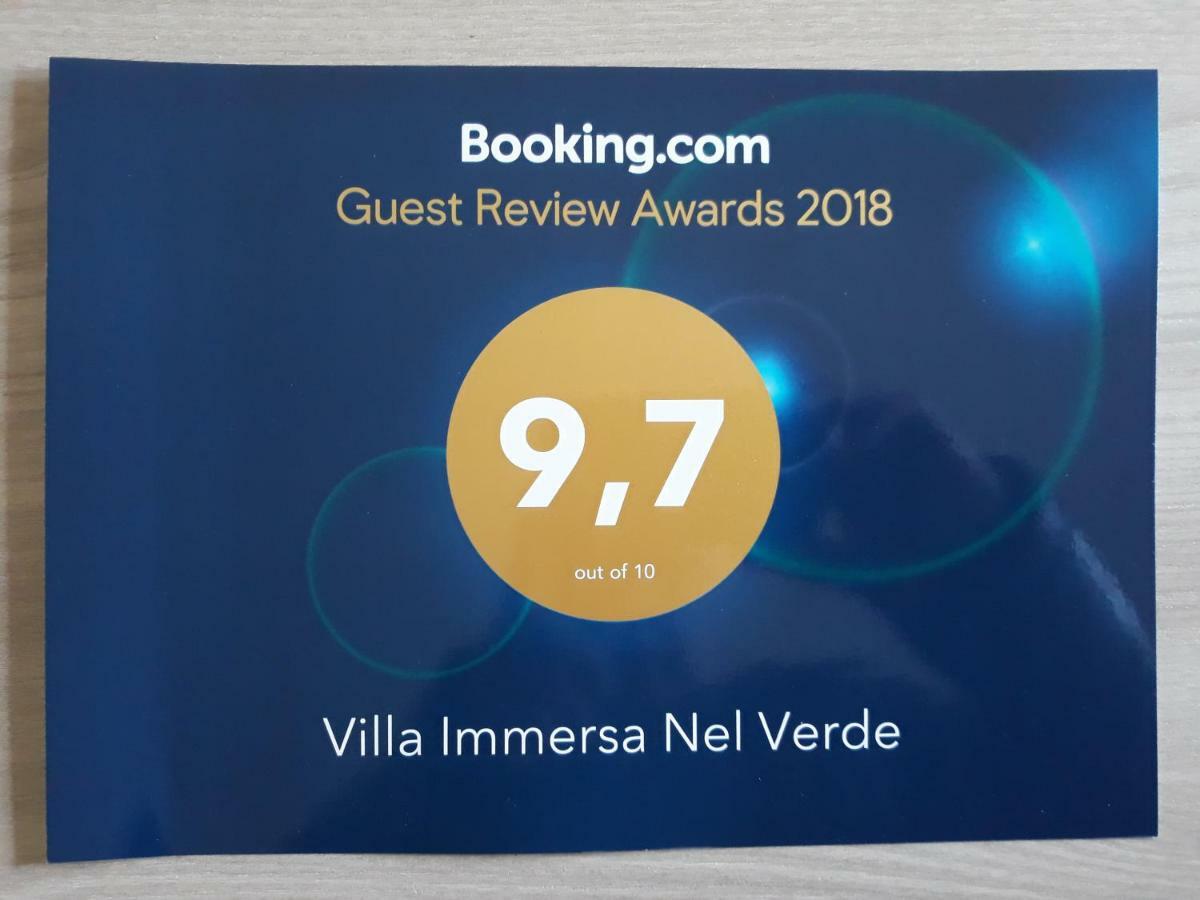 Villa Immersa Nel Verde LʼAquila Exterior foto